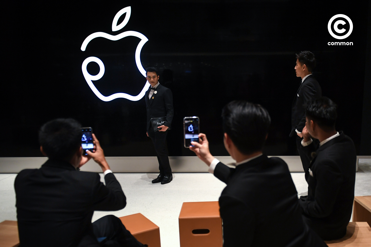 Apple Store The ICON SIAM แอปเปิ้ล สโตร์ ดิ ไอคอน สยาม