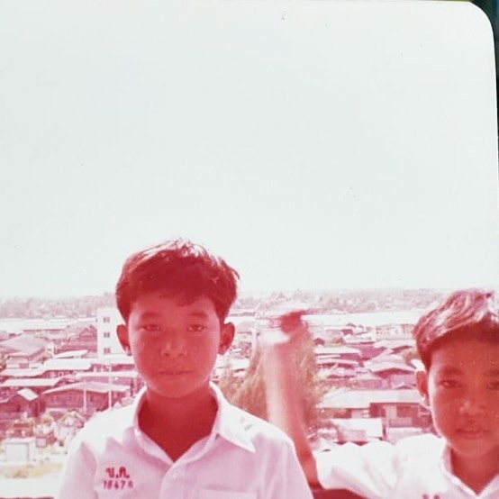 ธนชัย อุชชิน ป๊อด โมเดิร์นด็อก