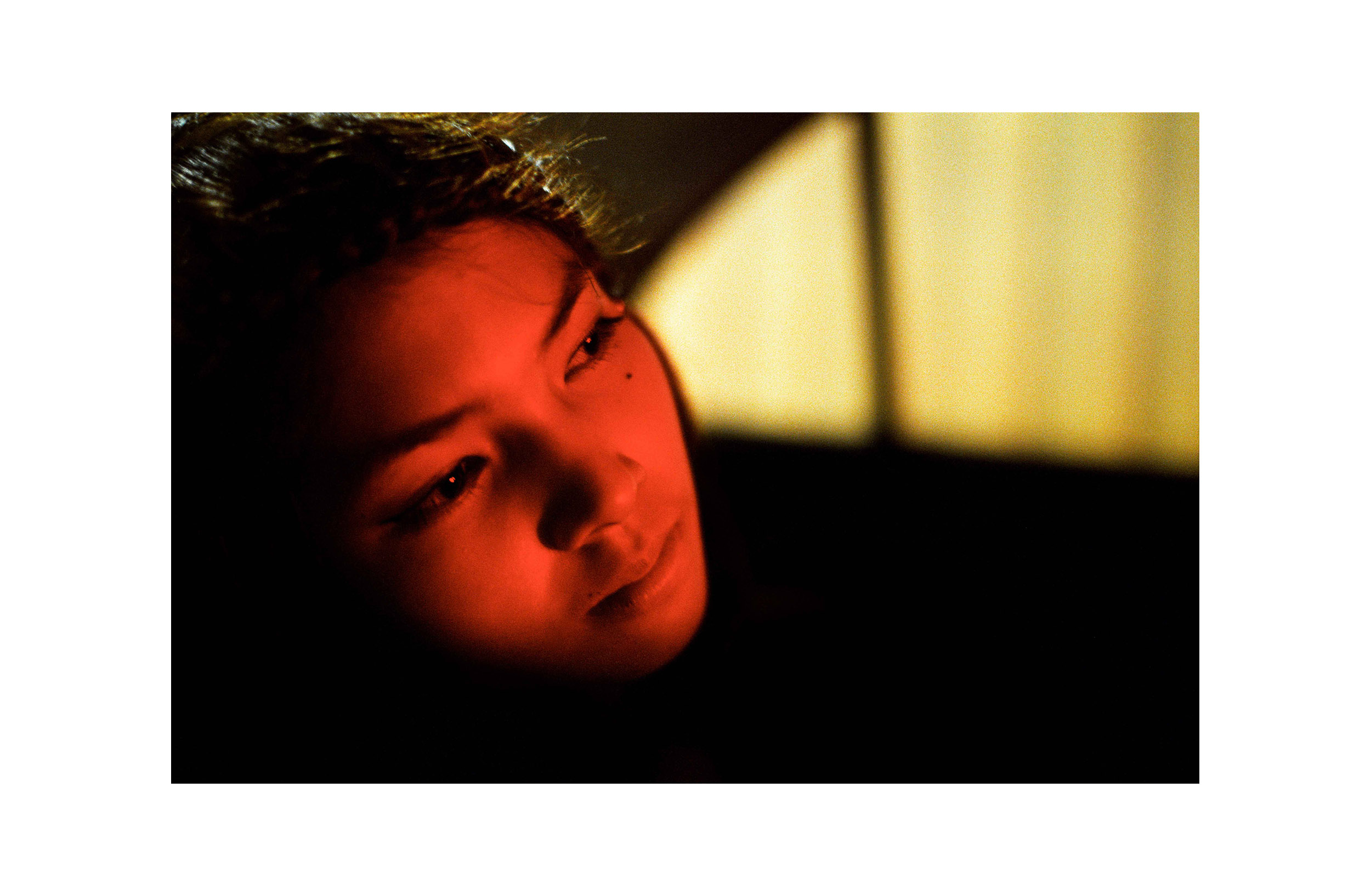 คลองเตย สลัม ชุมชนแออัด neon dream Sam Gregg