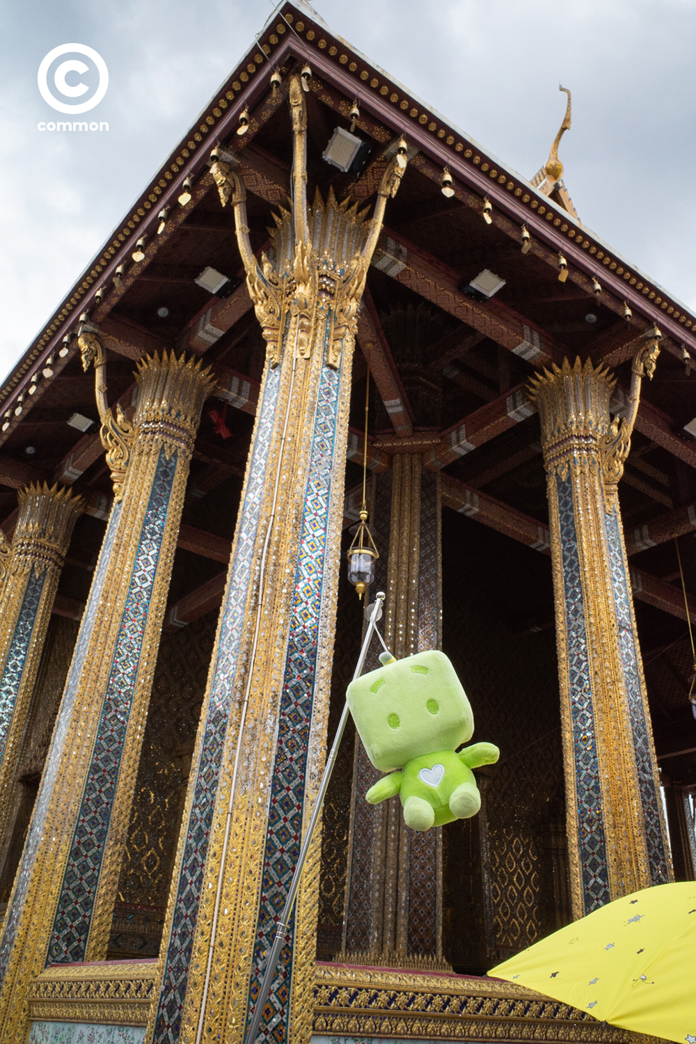 #วัดพระแก้ว #เสาธงไกด์ #ท่องเที่ยว #ร่ม #ตุ๊กตา