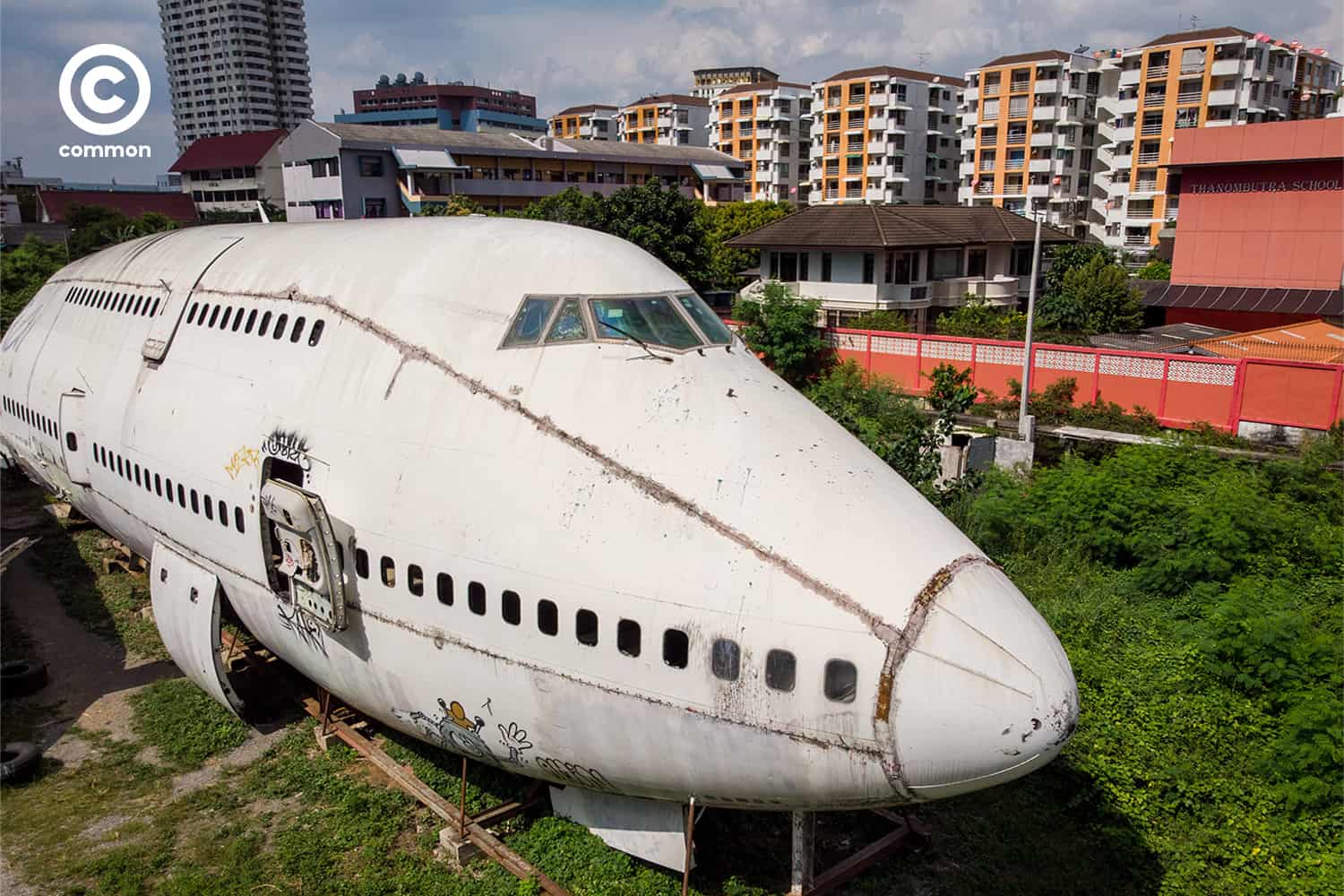 common airplane