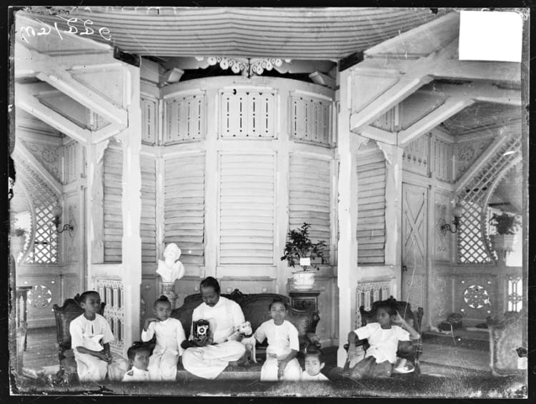 รัชกาลที่ 5 พระบาทสมเด็จพระจุลจอมเกล้าเจ้าอยู่หัว King Rama V 5 ลูก พ่อ พระราชโอรส
