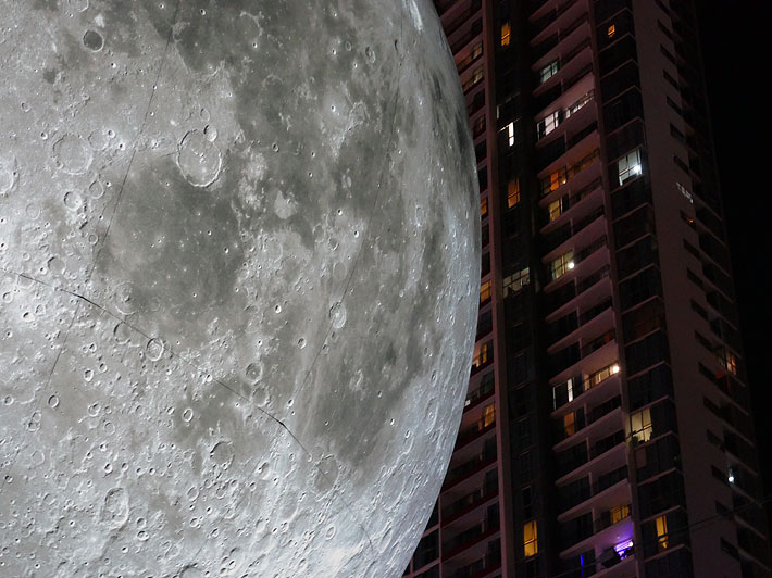 museum of the moon 