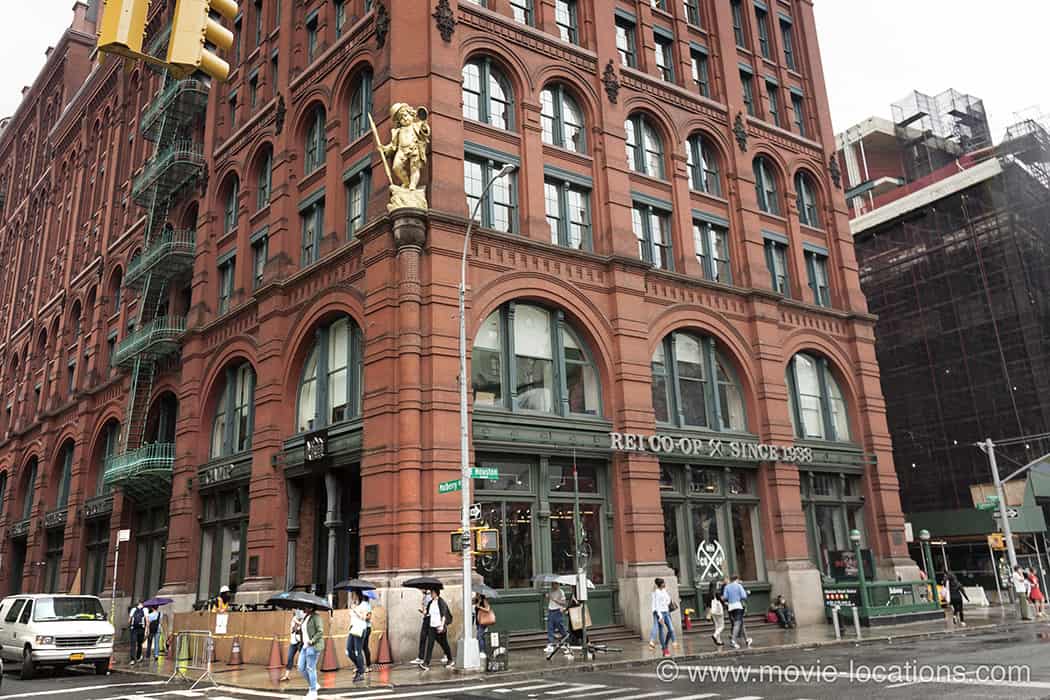 When-Harry-Met-Sally-Puck-Building