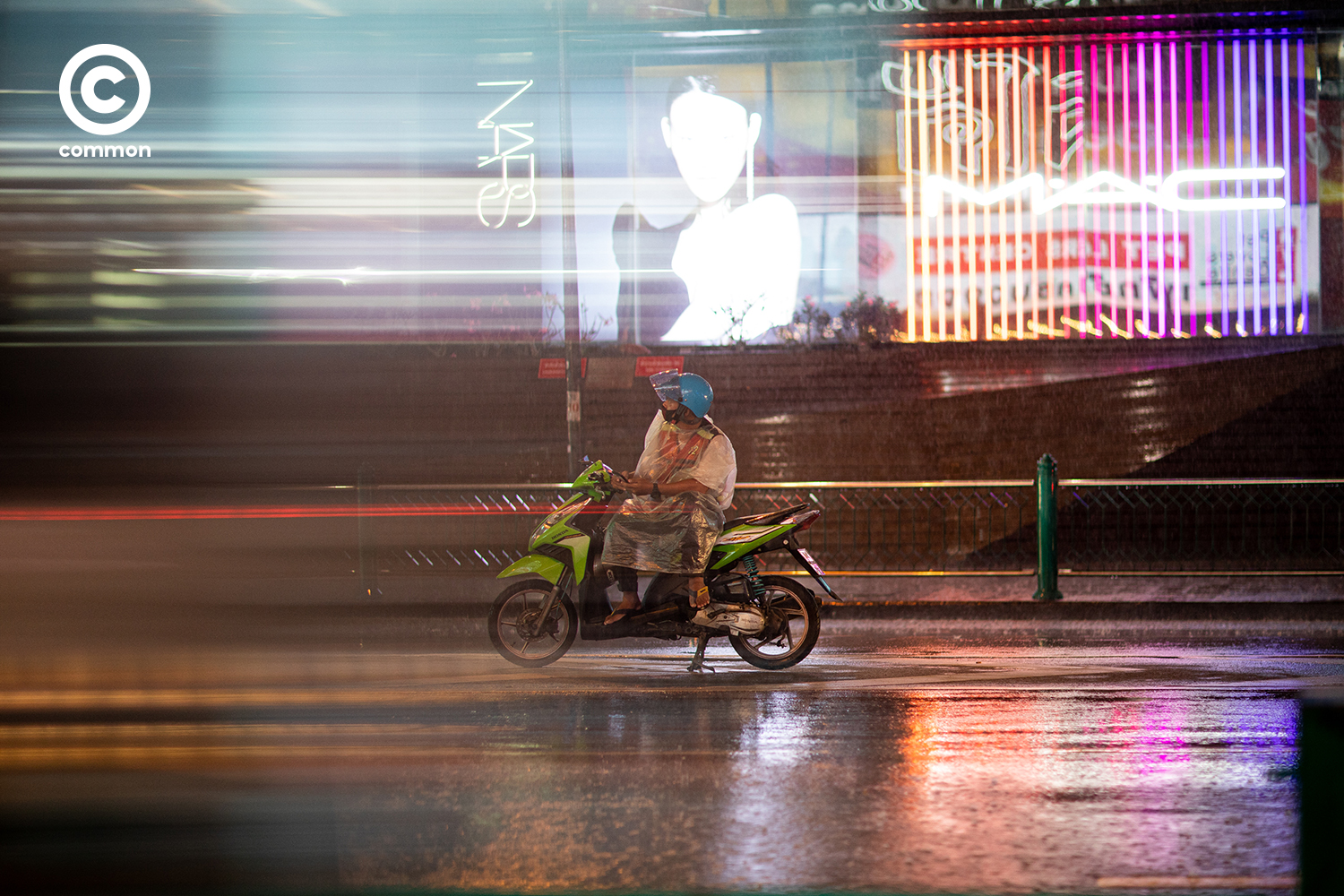 #PHOTOESSAY #สยาม #ฝนตก #RAIN #CULTURE #becommon 