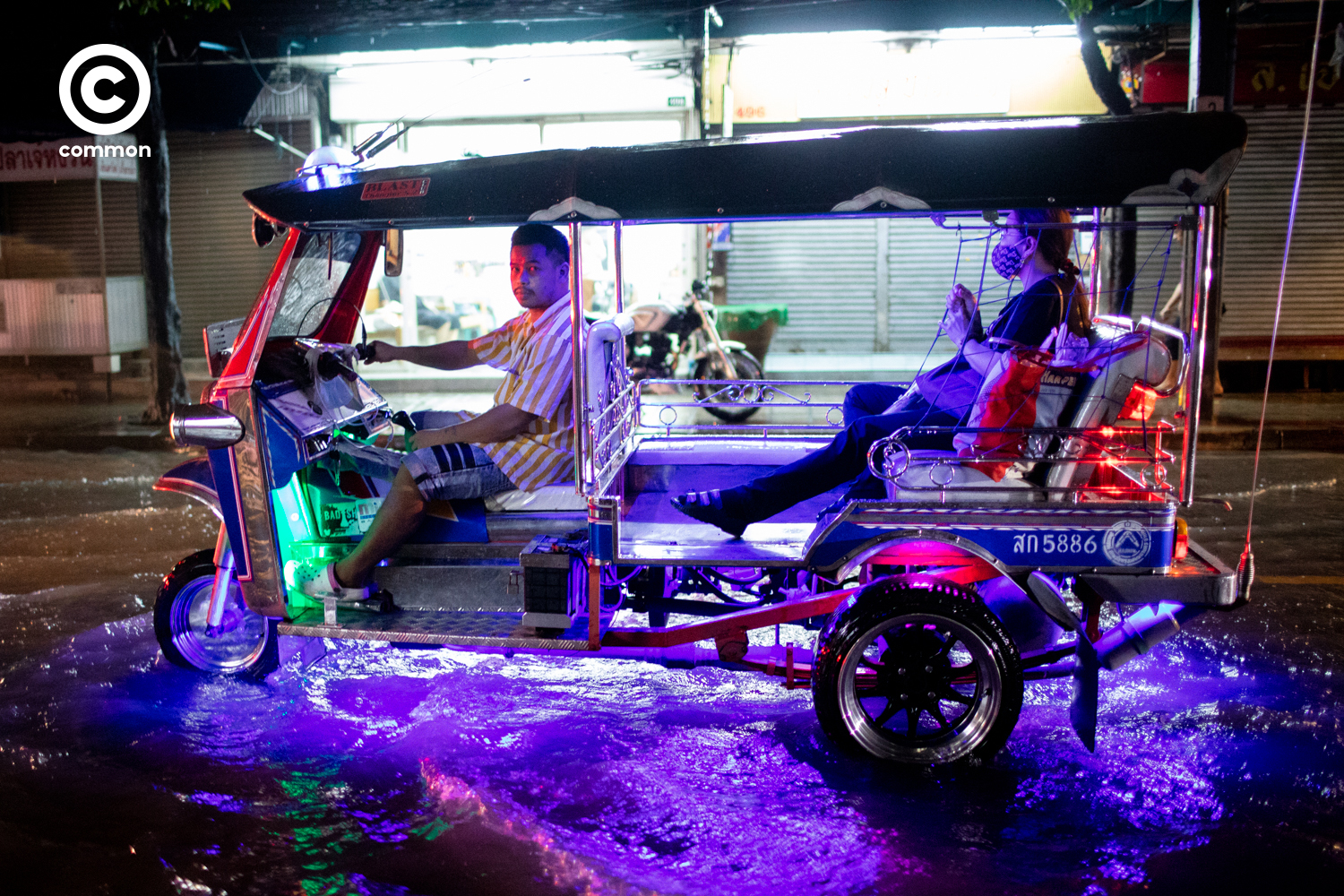 #PHOTOESSAY #น้ำท่วม #น้ำรอการระบาย #กรุงเทพฯ #LIFE #becommon