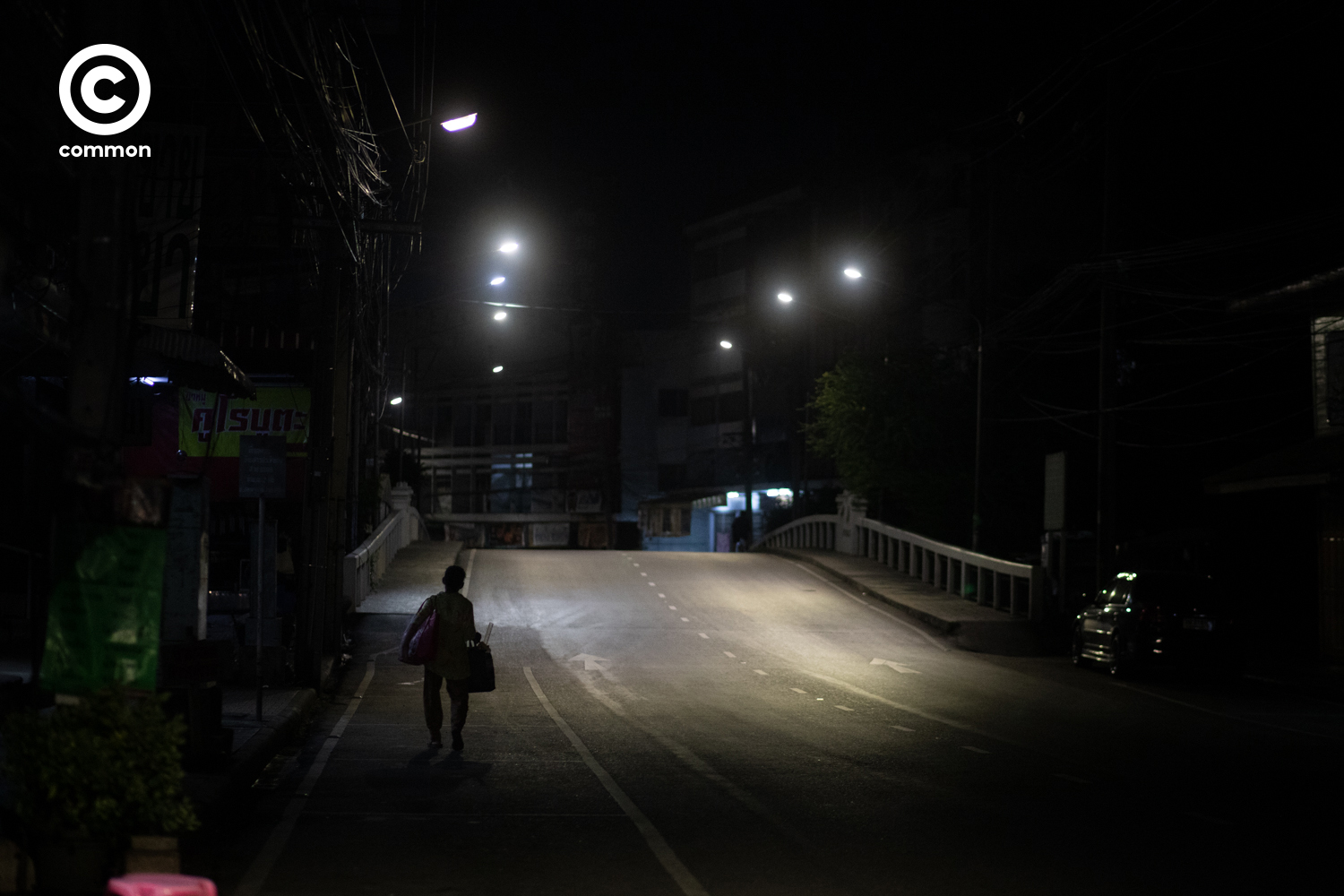 #PHOTOESSAY #เคอร์ฟิว #becommon